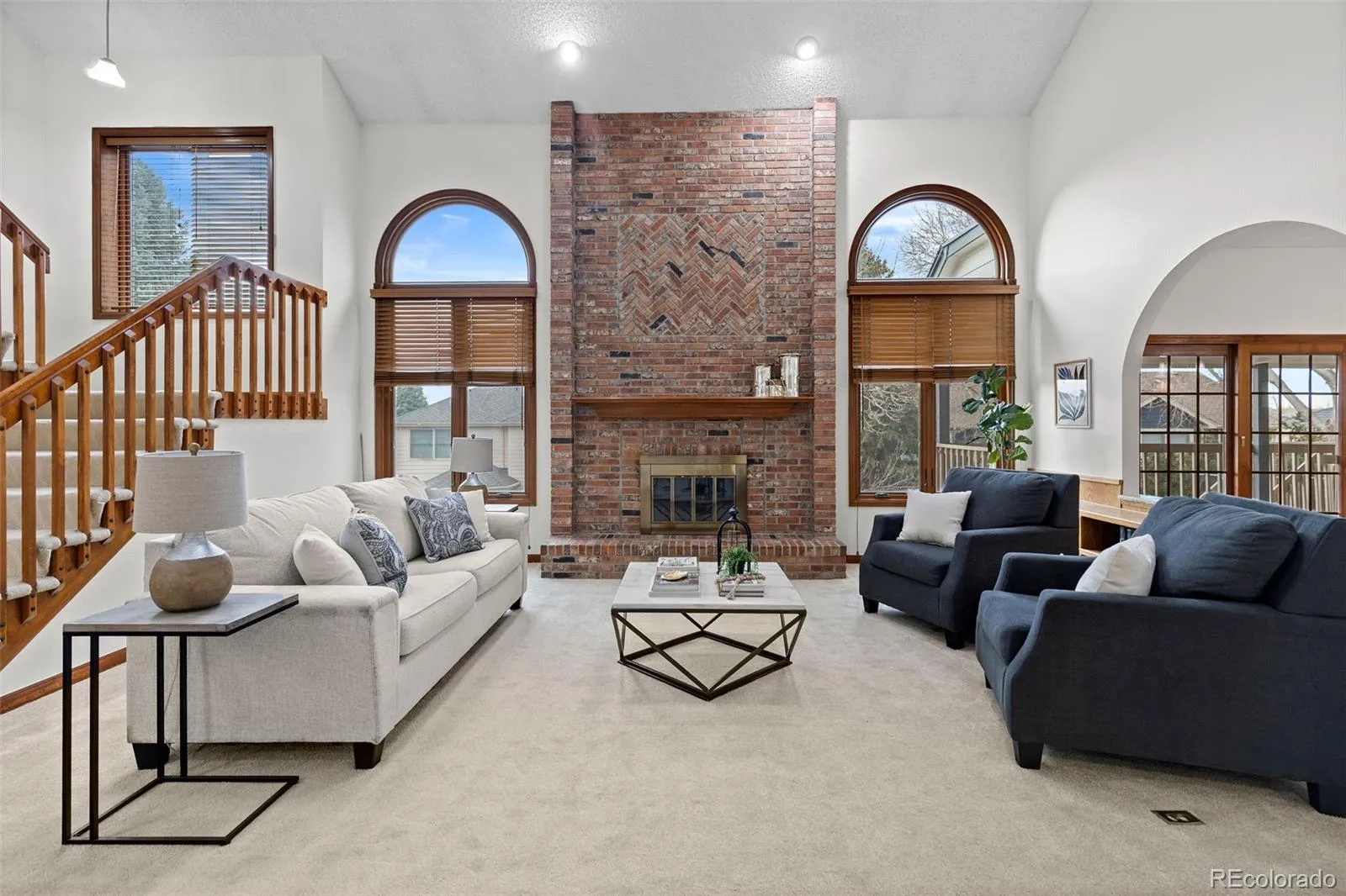 04112026083557 1600 12