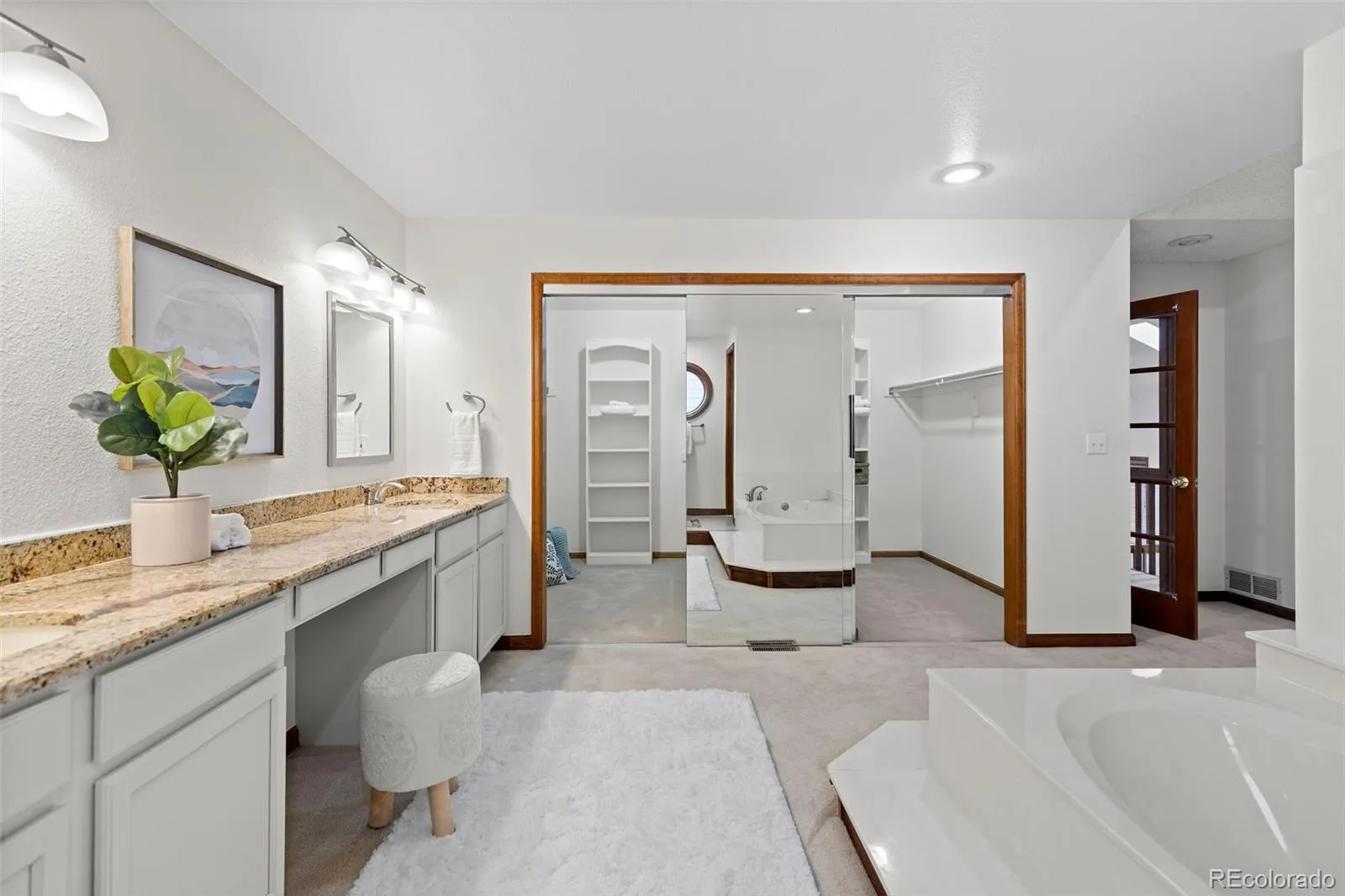 04112026083557 1600 33