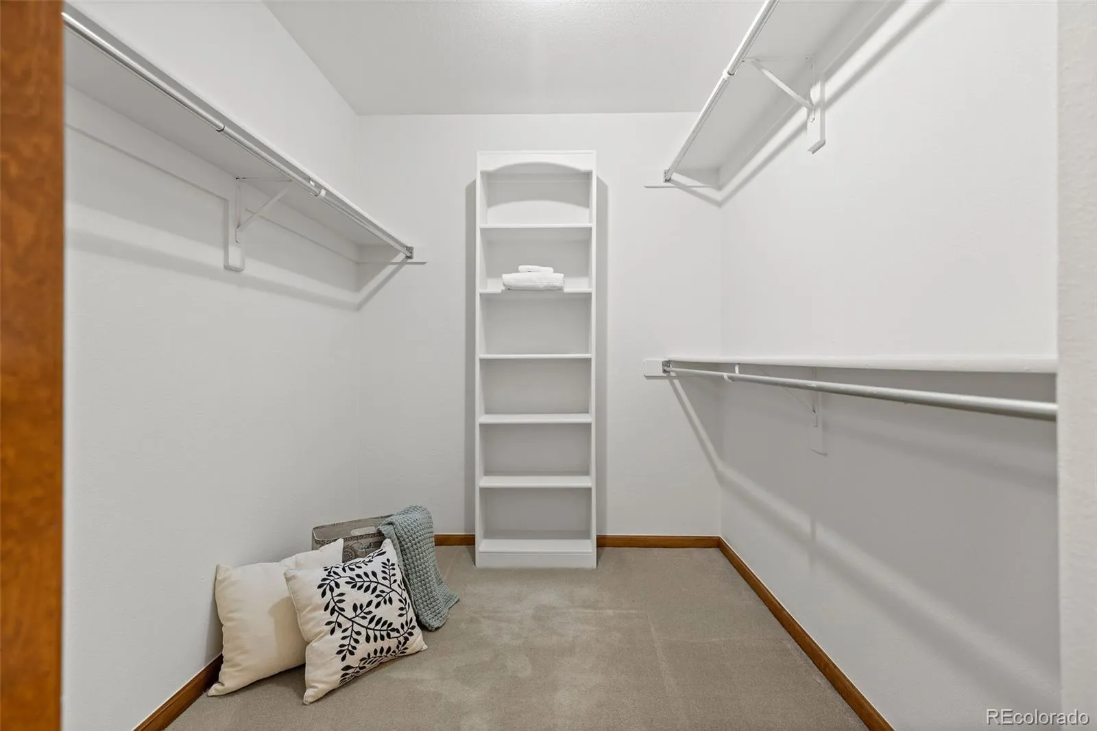 04112026083557 1600 35