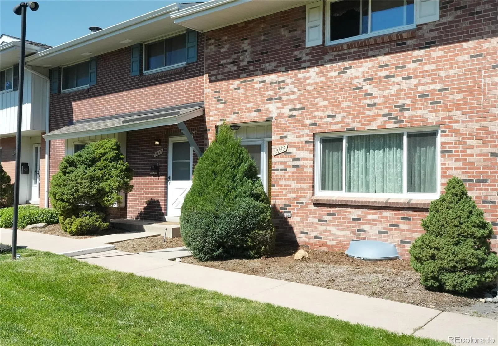 9155 E Oxford Drive Denver CO 80237 MLS #REC9179902 05152026002846 1600 28