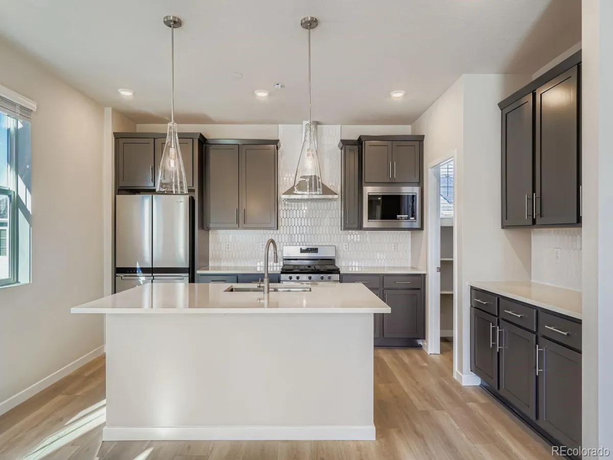 04172026220843 1200 15