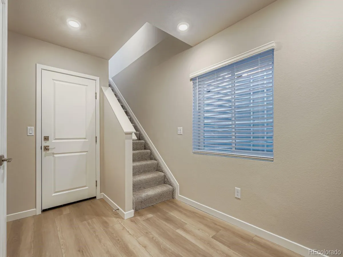 04172026220843 1200 29