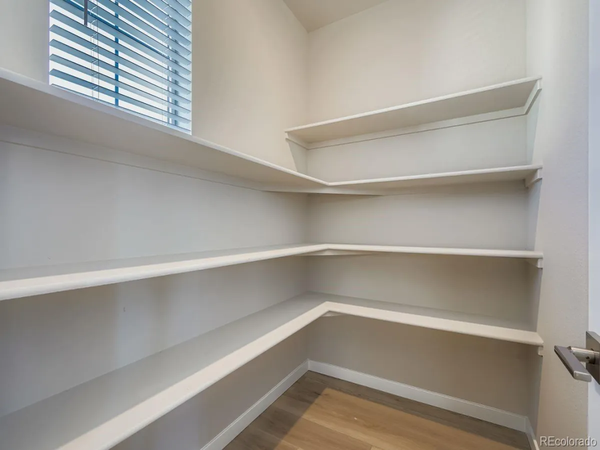 04172026220843 1200 30