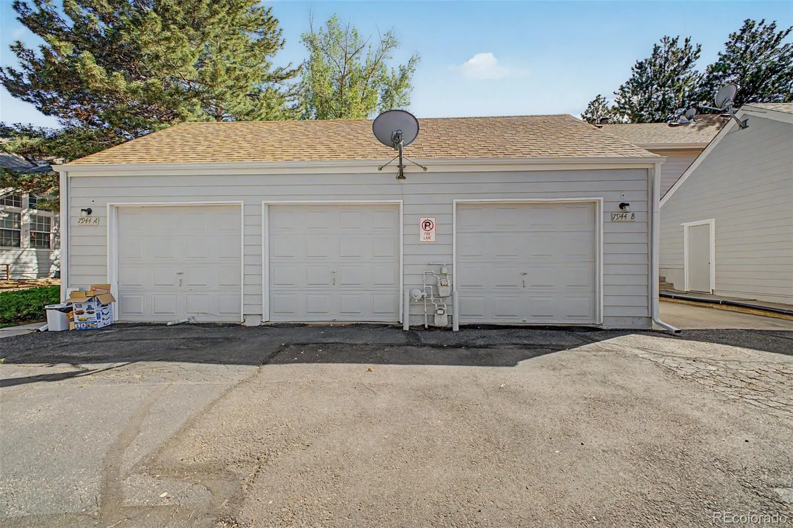 7944 S Depew Street #B Littleton CO 80128 | MLS #REC9183404 05212026035101 1600 24