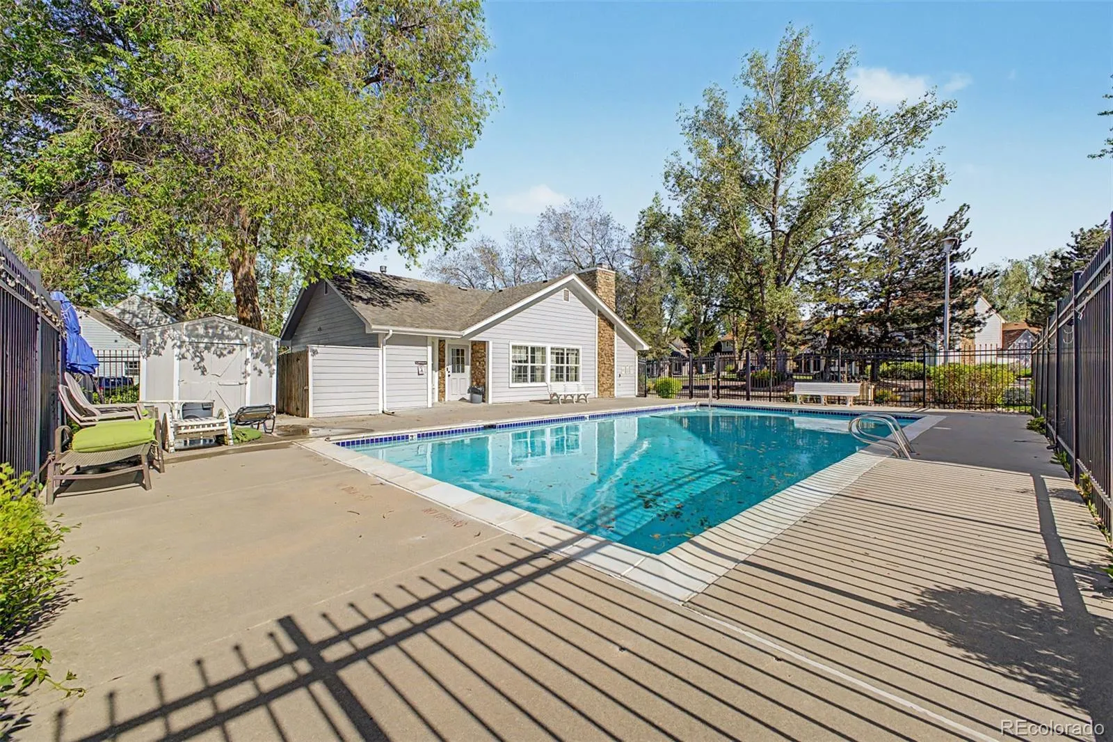 7944 S Depew Street #B Littleton CO 80128 | MLS #REC9183404 05212026035101 1600 27