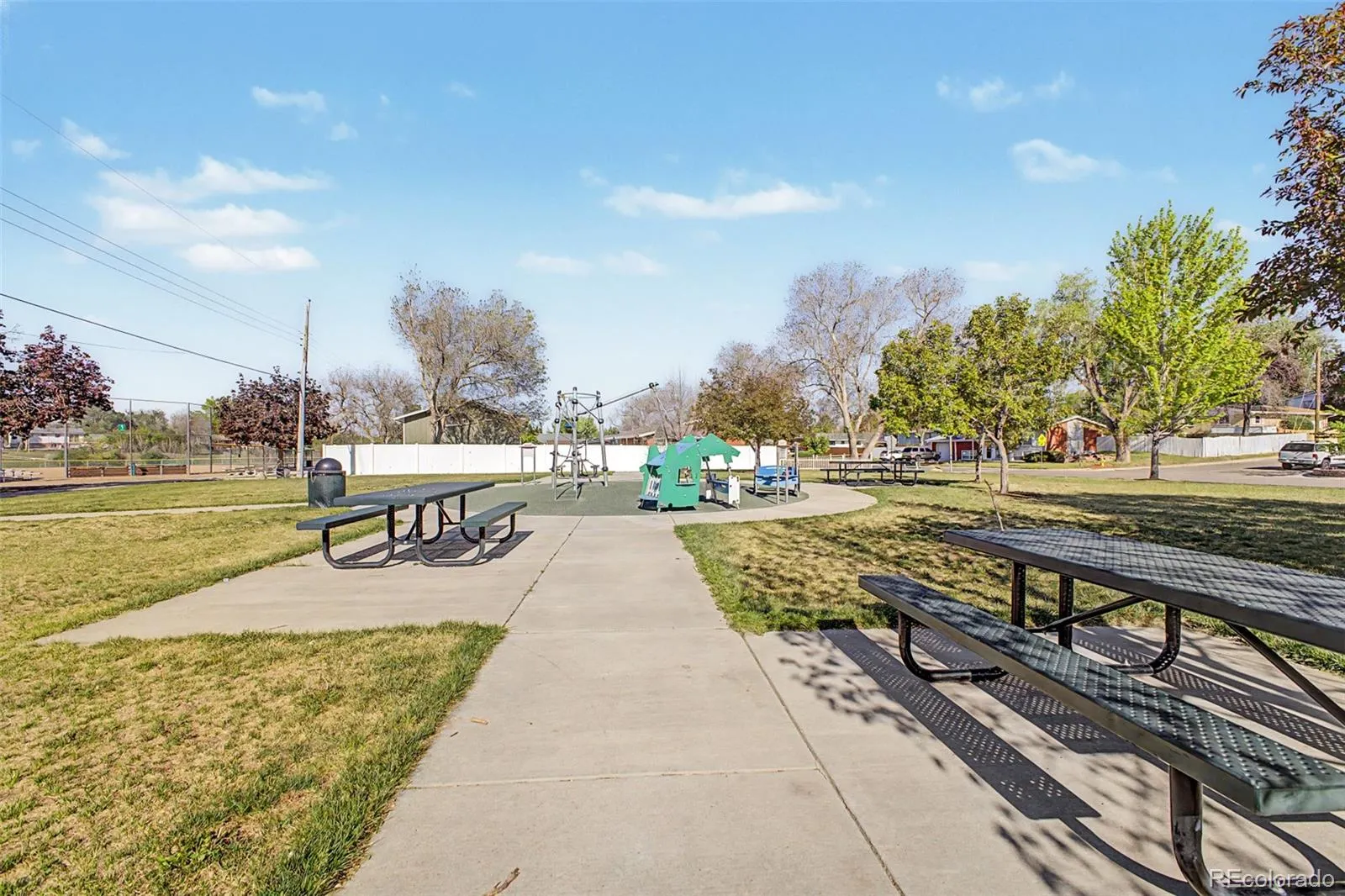 7944 S Depew Street #B Littleton CO 80128 | MLS #REC9183404 05212026035101 1600 28
