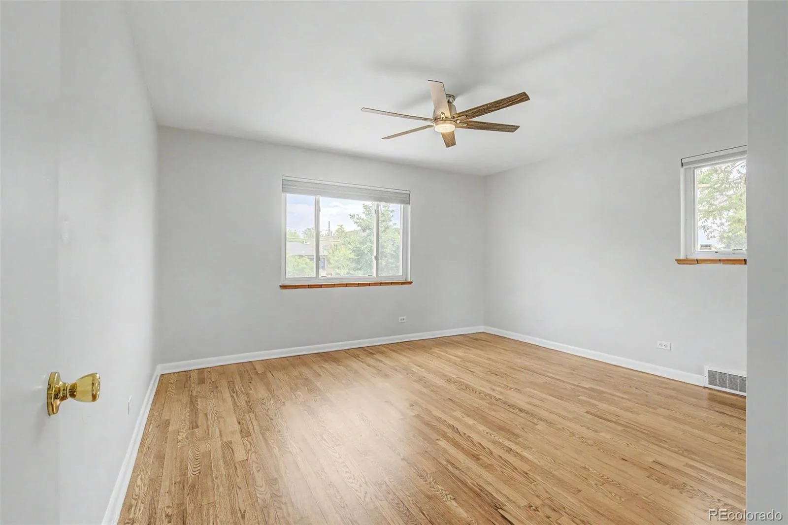 1551 N Krameria Street Denver CO 80220 MLS #REC9184635 07212026170418 1600 23