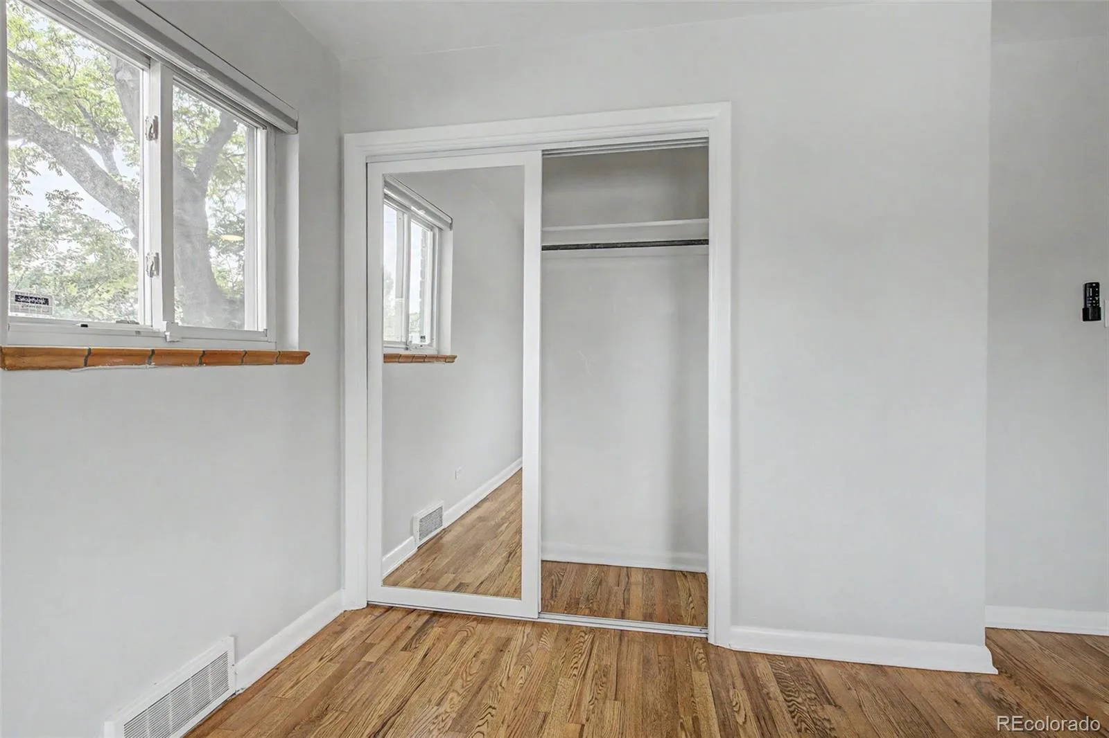 1551 N Krameria Street Denver CO 80220 MLS #REC9184635 07212026170418 1600 25