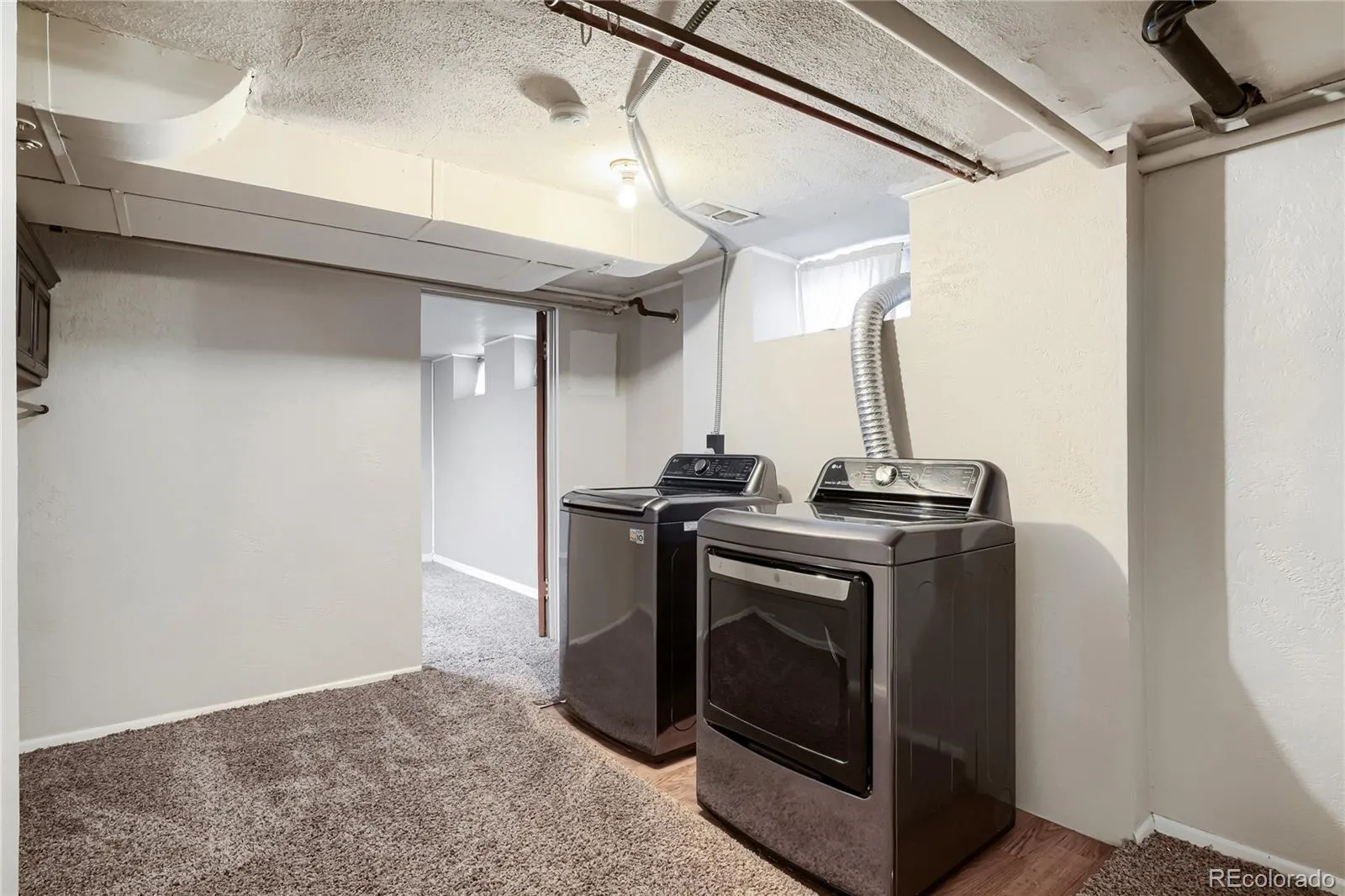 2922 W 39th Avenue Denver CO 80211 MLS #REC9185124 05072026155327 1600 18