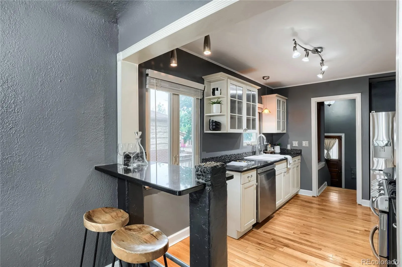 2922 W 39th Avenue Denver CO 80211 MLS #REC9185124 05072026155327 1600 7
