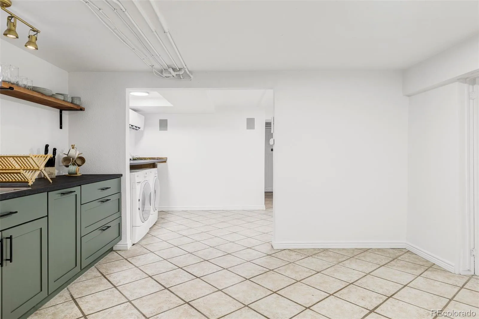 04162026081823 1600 28