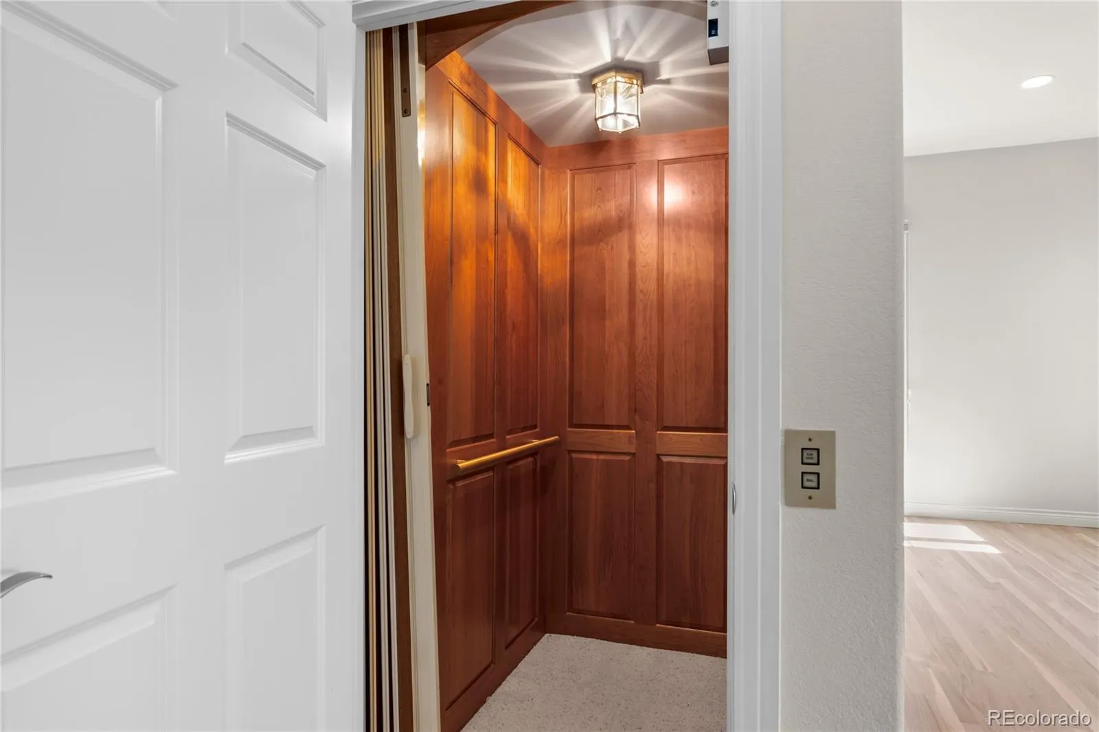 4833 S Atchison Court Aurora CO 80015 MLS #REC9186144 05202026232618 1600 16