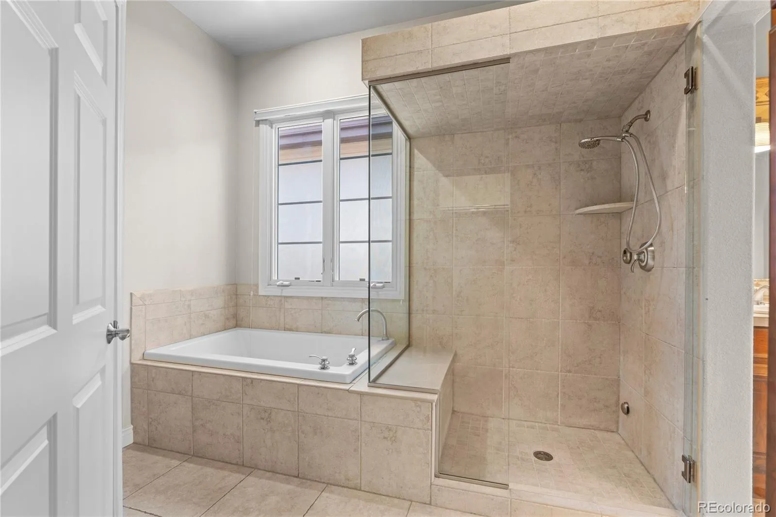 4833 S Atchison Court Aurora CO 80015 MLS #REC9186144 05202026232618 1600 21