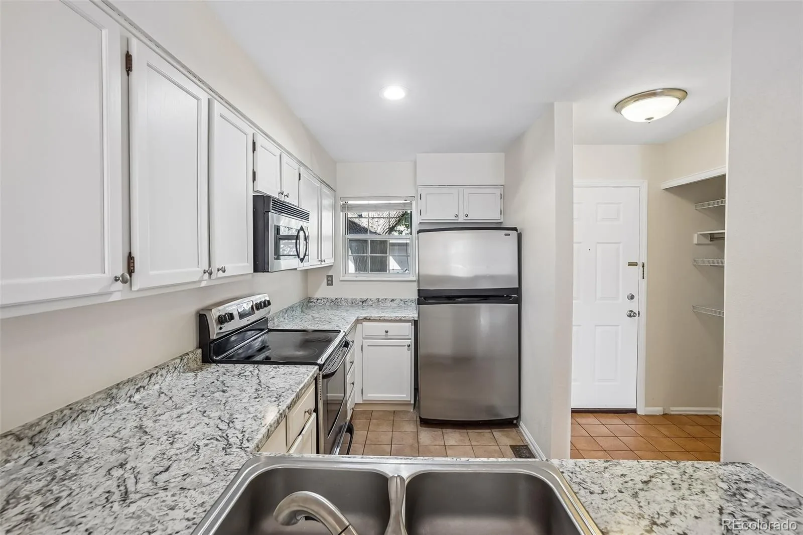1818 S Quebec Way #5-2 Denver CO 80231 | MLS #REC9186546 08202026033034 1600 5
