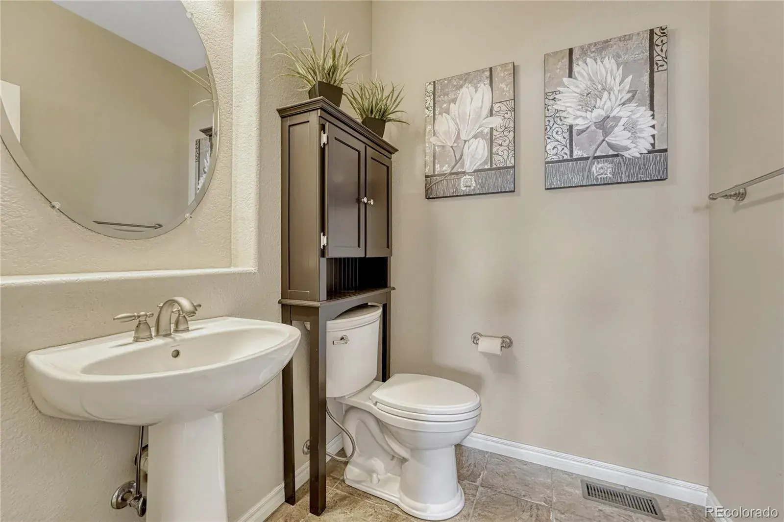 5923 Bridle Path Lane Parker CO 80134 MLS #REC9186730 03032026022111 1600 19