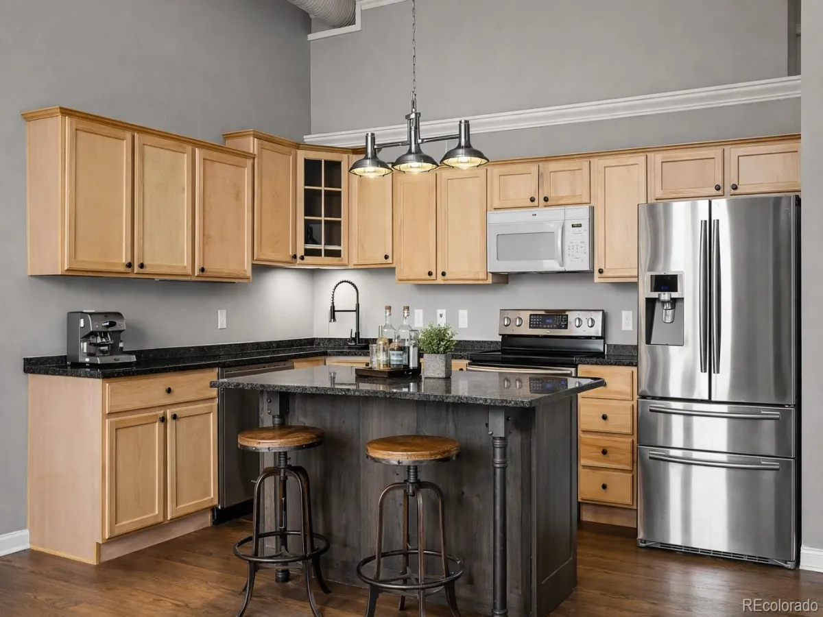 1555 California Street #302 Denver CO 80202 MLS #REC9187418 04152026202340 1200 3