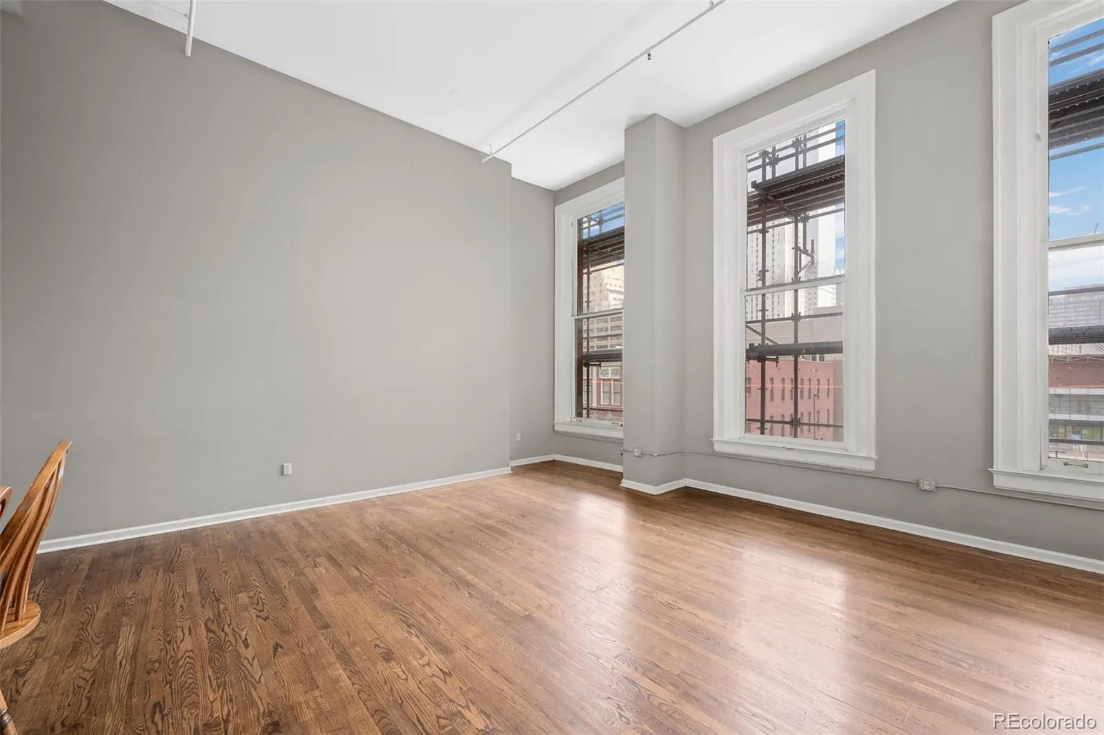 1555 California Street #302 Denver CO 80202 MLS #REC9187418 04152026202340 1600 13