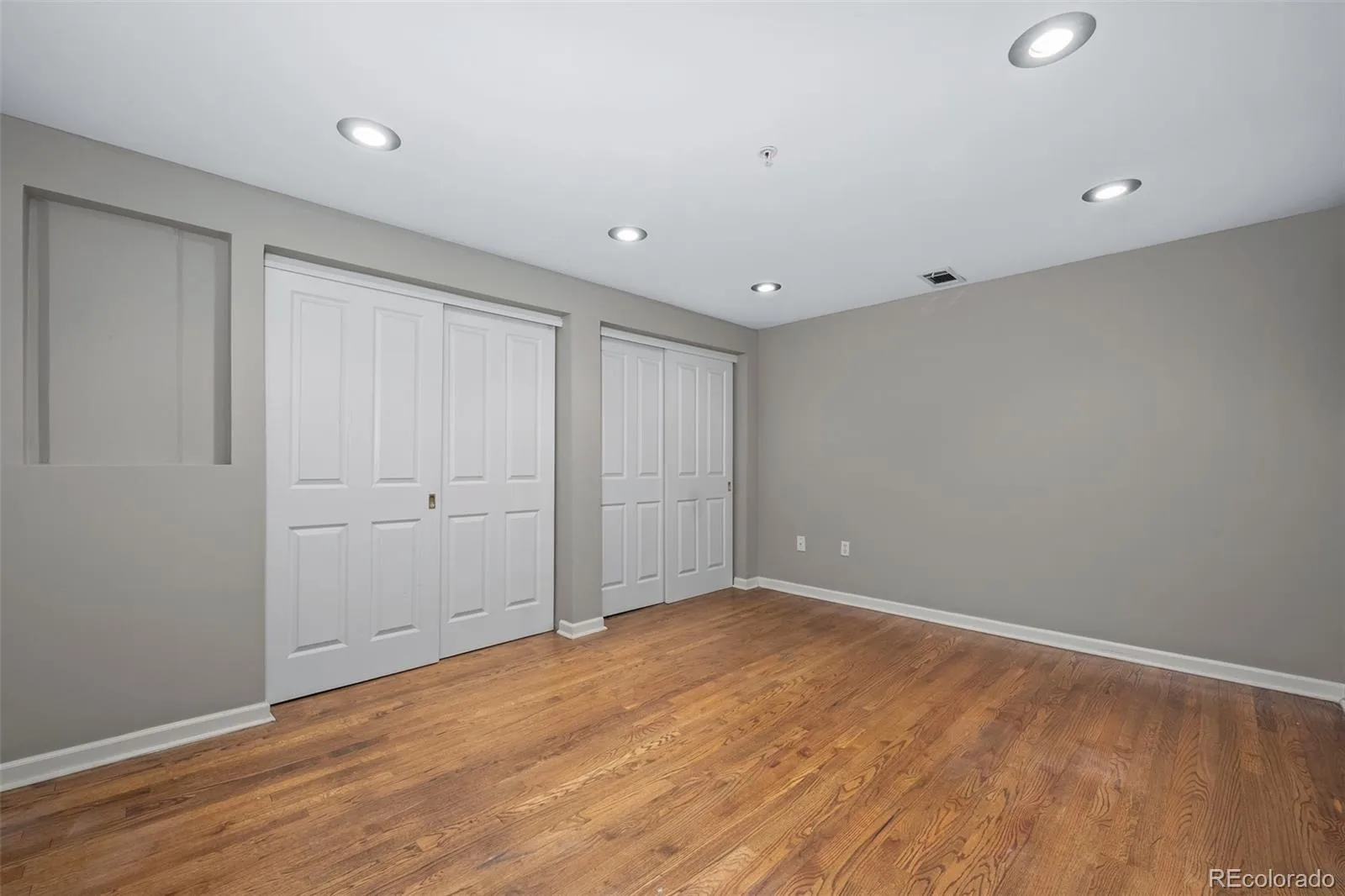 1555 California Street #302 Denver CO 80202 MLS #REC9187418 04152026202340 1600 19