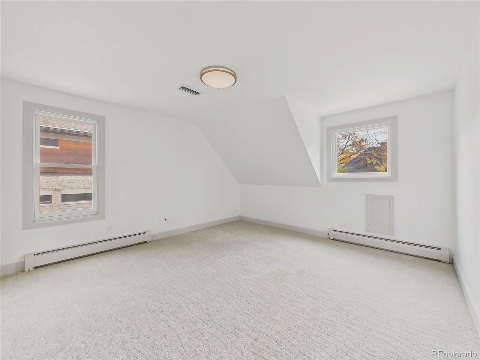 2880 E Cedar Avenue Denver CO 80209 MLS #REC9188376 05022026201203 1600 24
