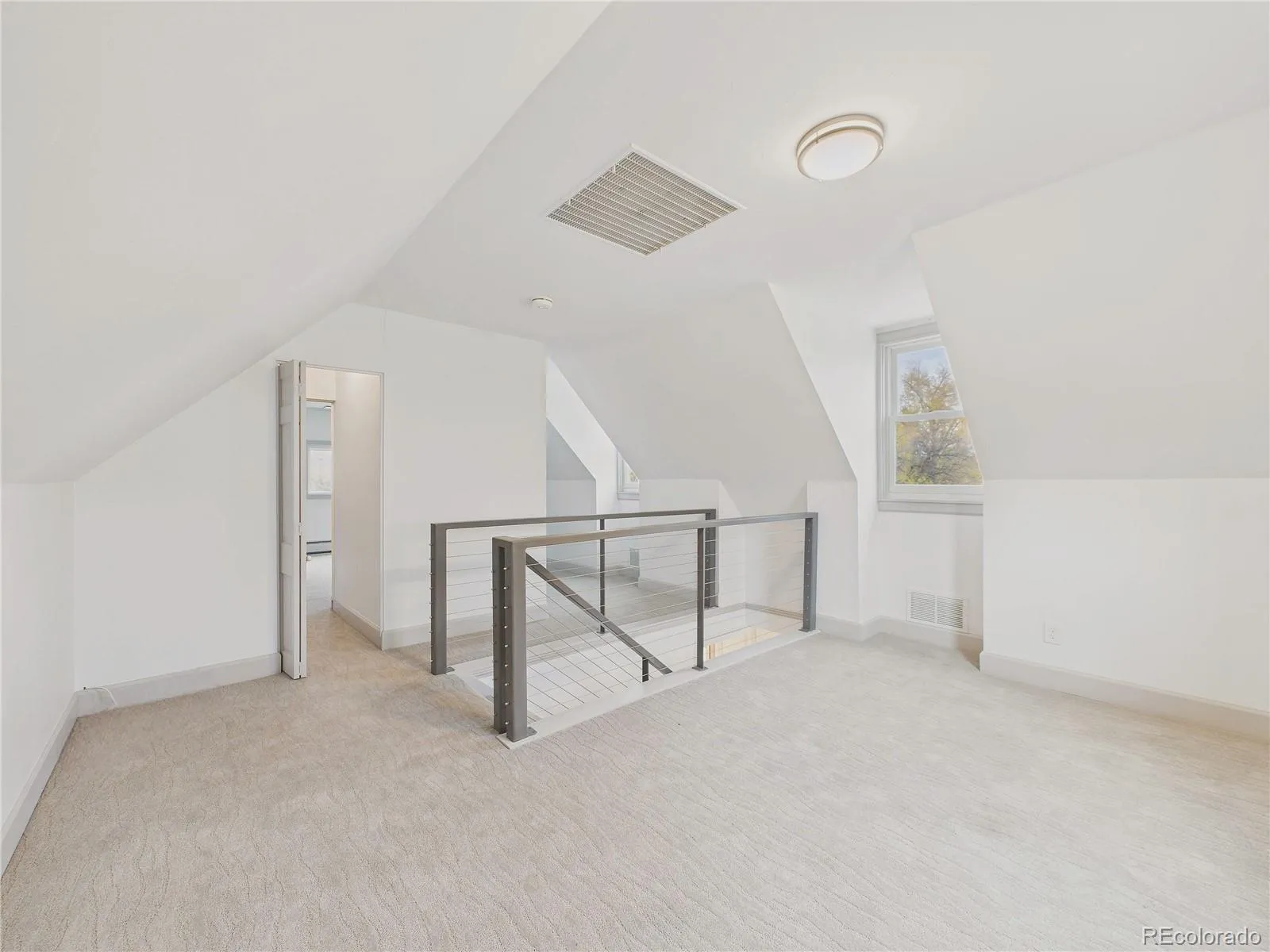2880 E Cedar Avenue Denver CO 80209 MLS #REC9188376 05022026201203 1600 31