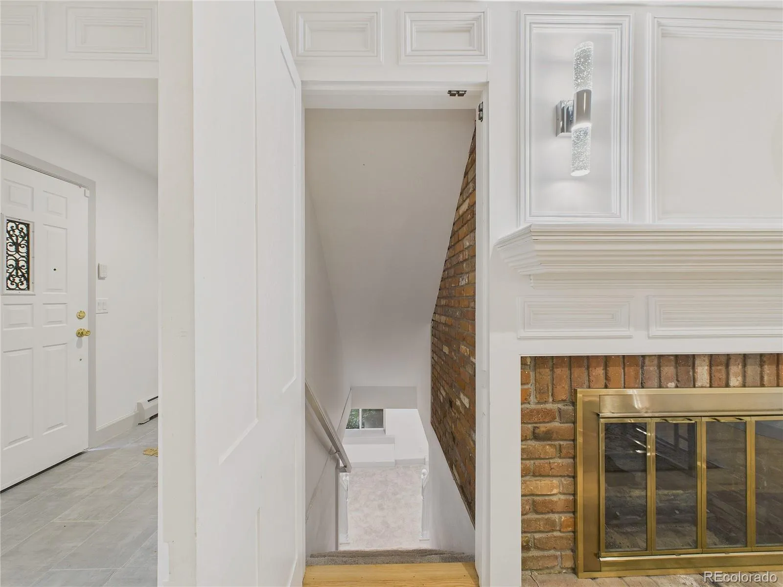 2880 E Cedar Avenue Denver CO 80209 MLS #REC9188376 05022026201203 1600 34
