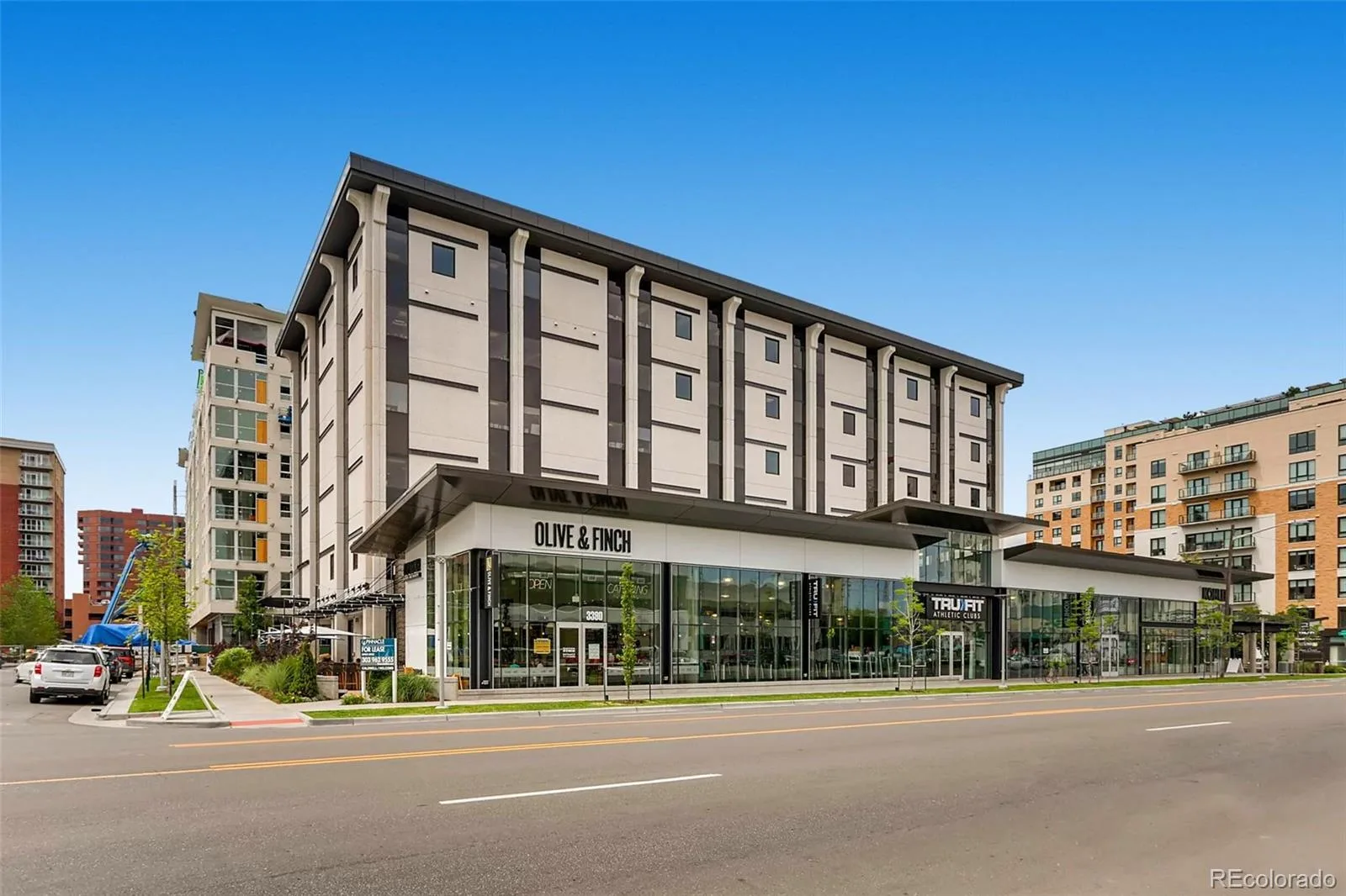 2880 E Cedar Avenue Denver CO 80209 | MLS #REC9188376 09222026140944 1600 38