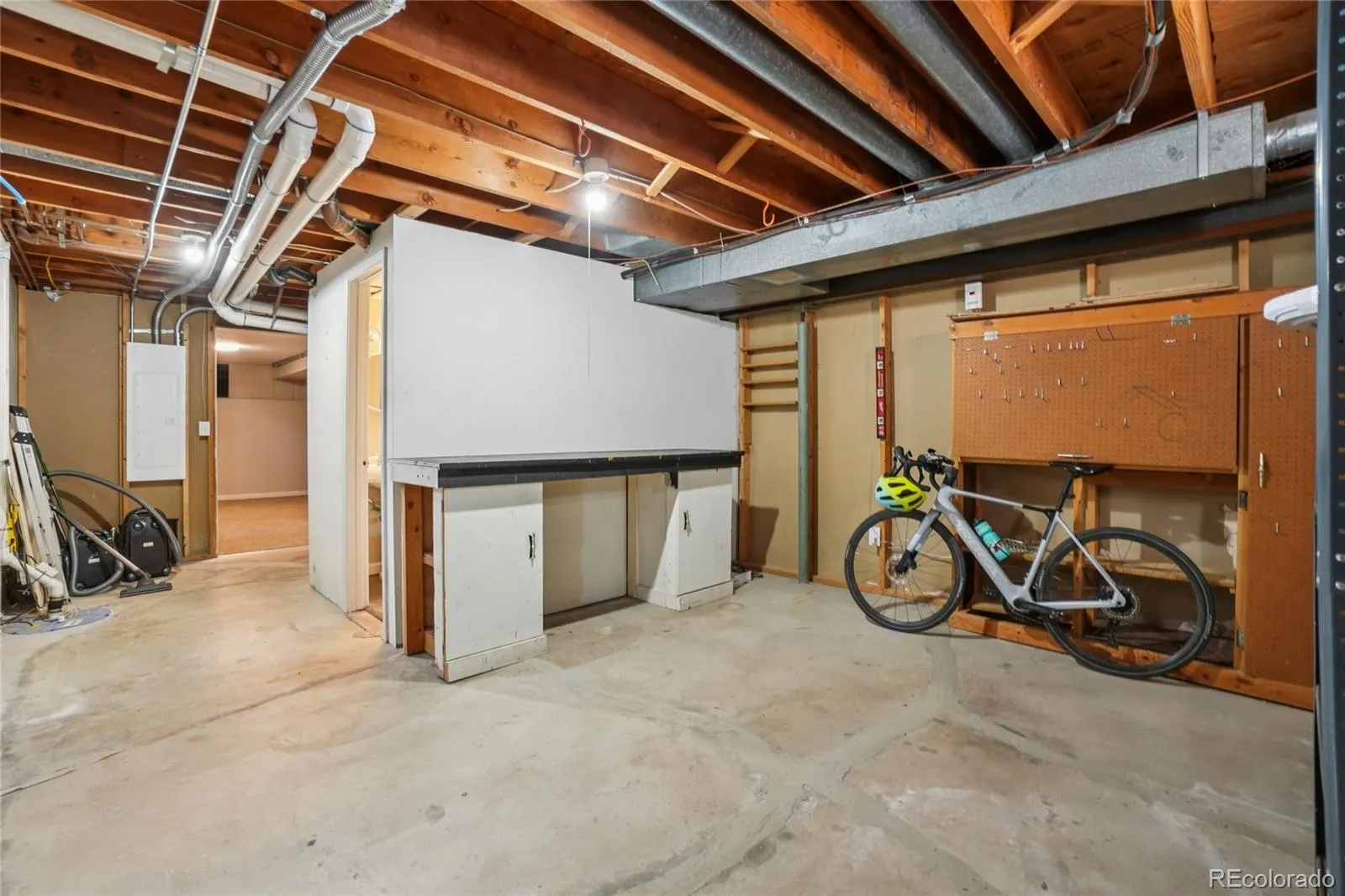 04012026150746 1600 23