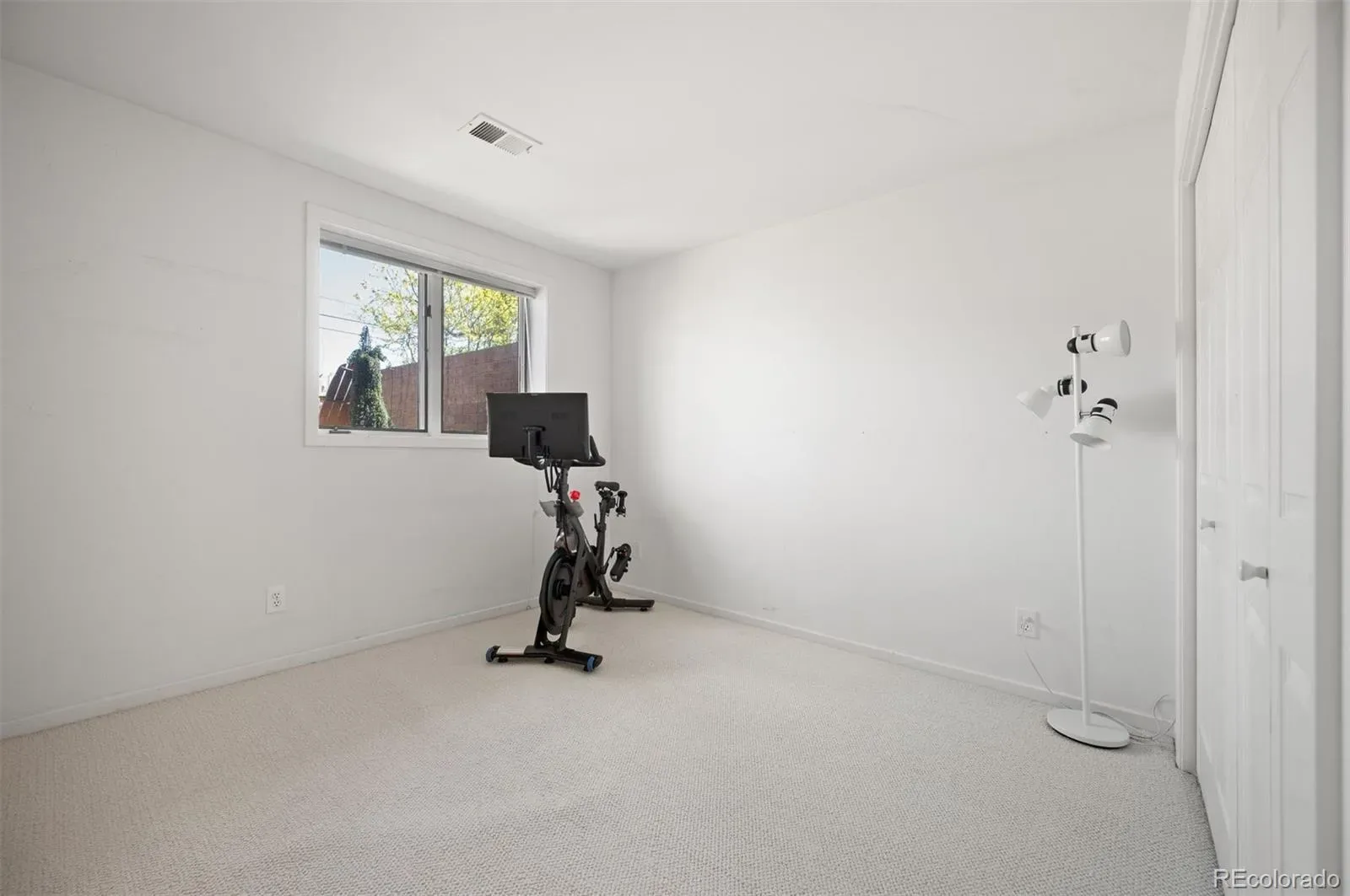 03272026040851 1600 17