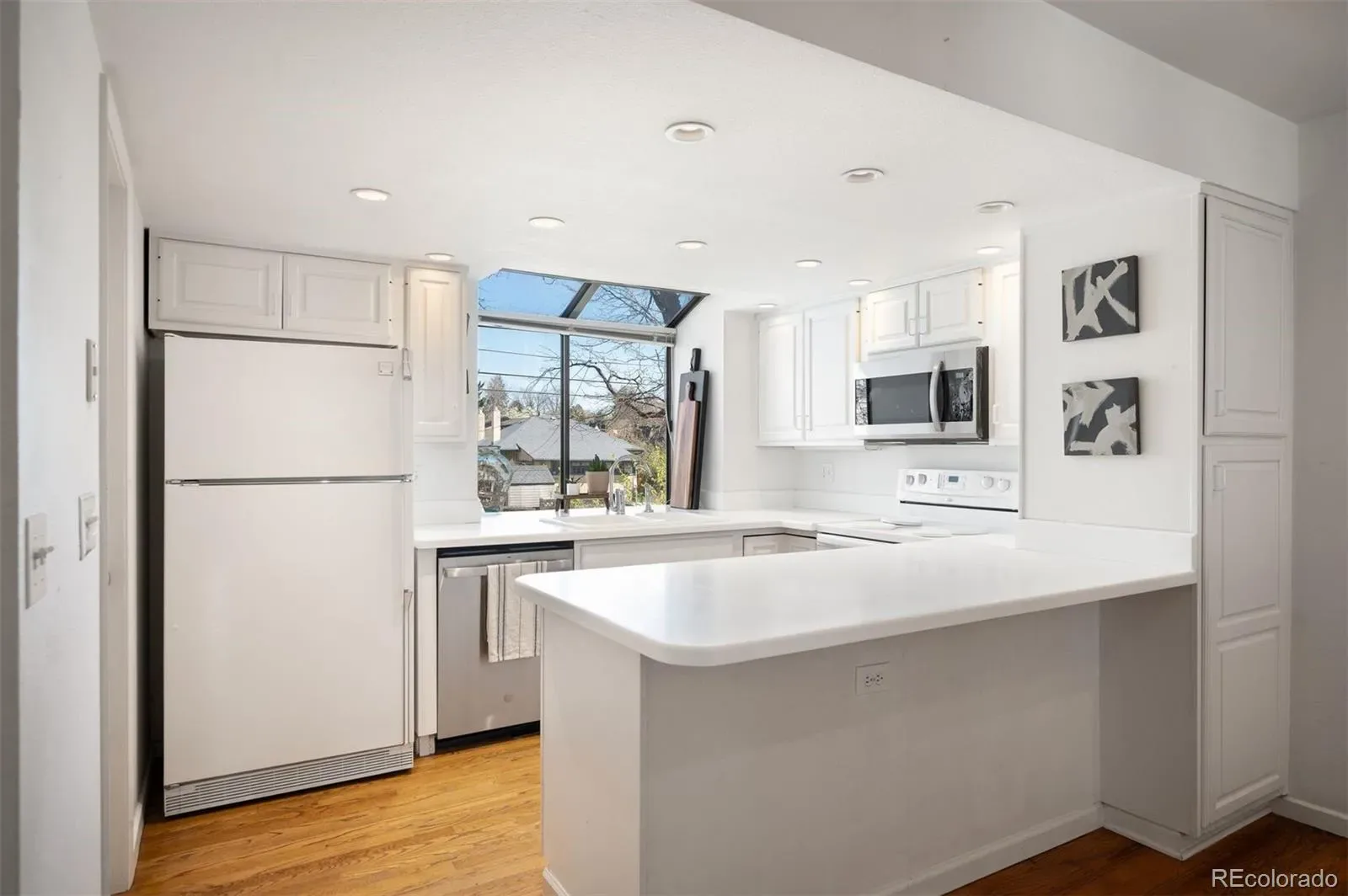 03272026040851 1600 8