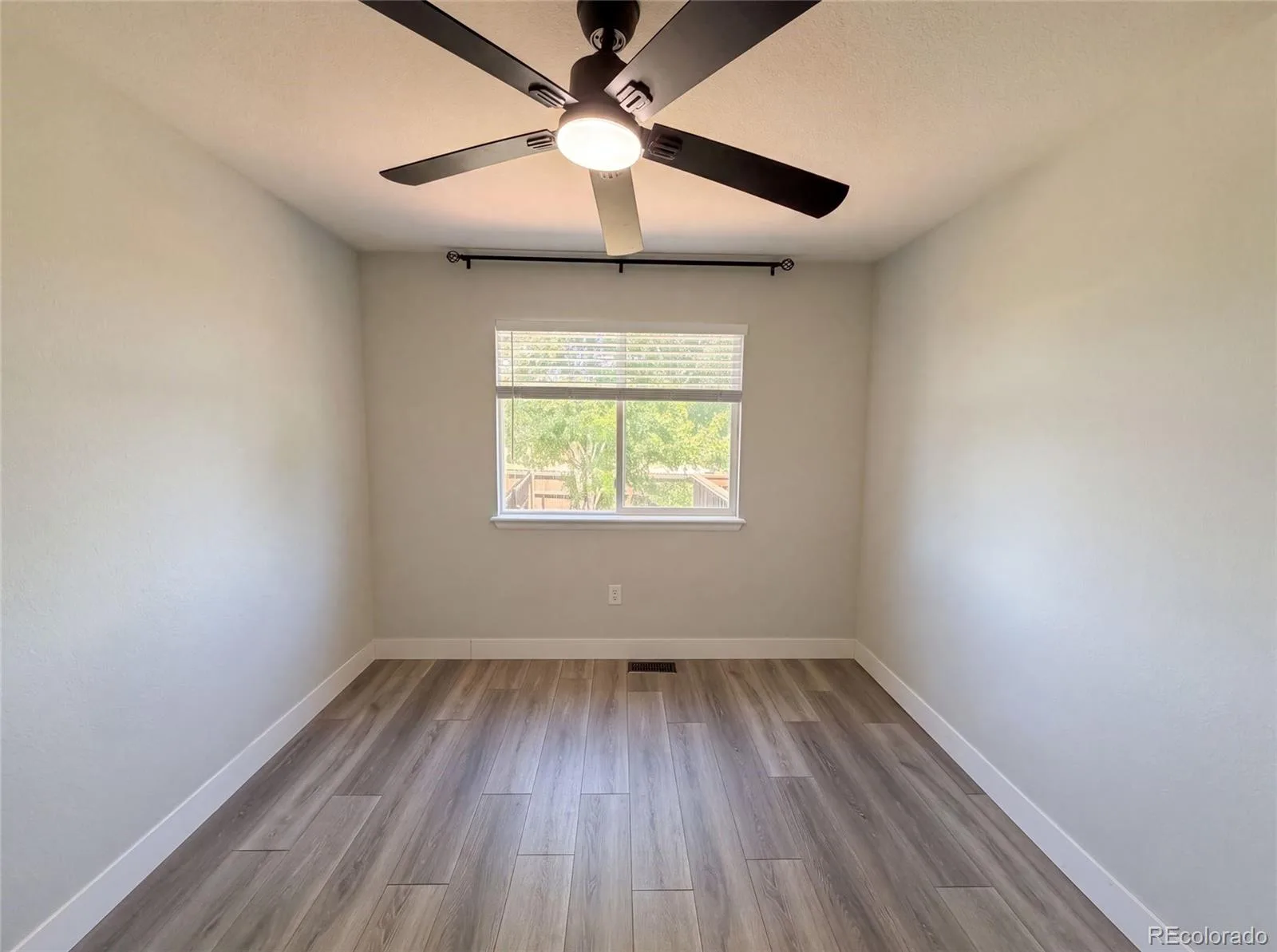 9379 W Ute Drive Littleton CO 80128 | MLS #REC9189821 07062026191545 1600 11