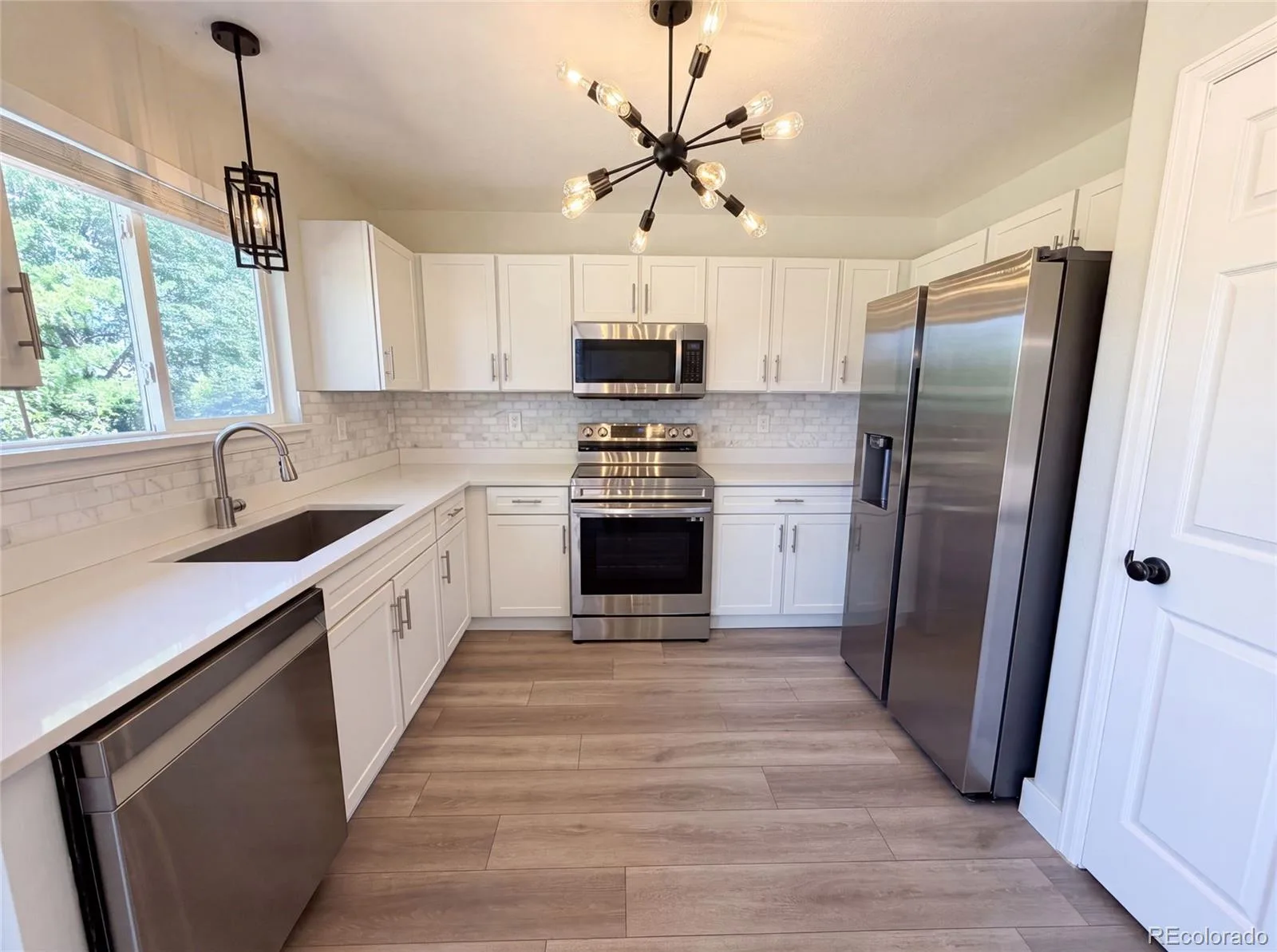 9379 W Ute Drive Littleton CO 80128 | MLS #REC9189821 07062026191545 1600 5