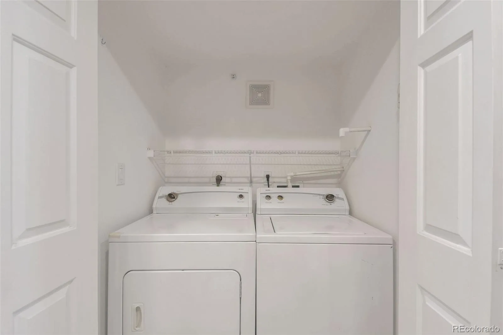 12555 E Tennessee Circle #303 Aurora CO 80012 MLS #REC9190249 04202026202200 1600 14