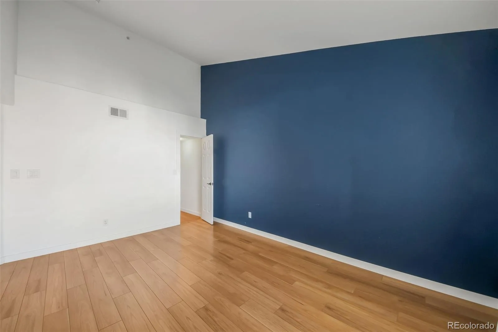 12555 E Tennessee Circle #303 Aurora CO 80012 MLS #REC9190249 04202026202200 1600 8