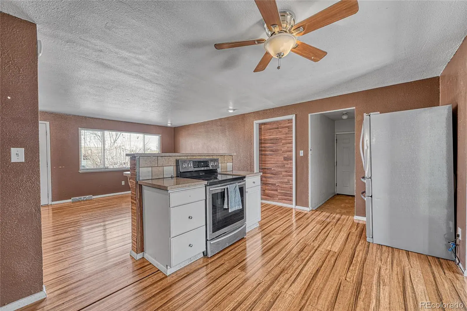 02272026172000 1600 10