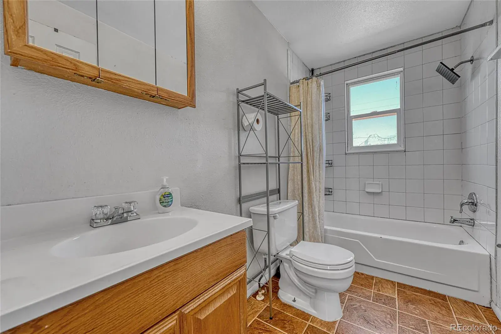 02272026172000 1600 19