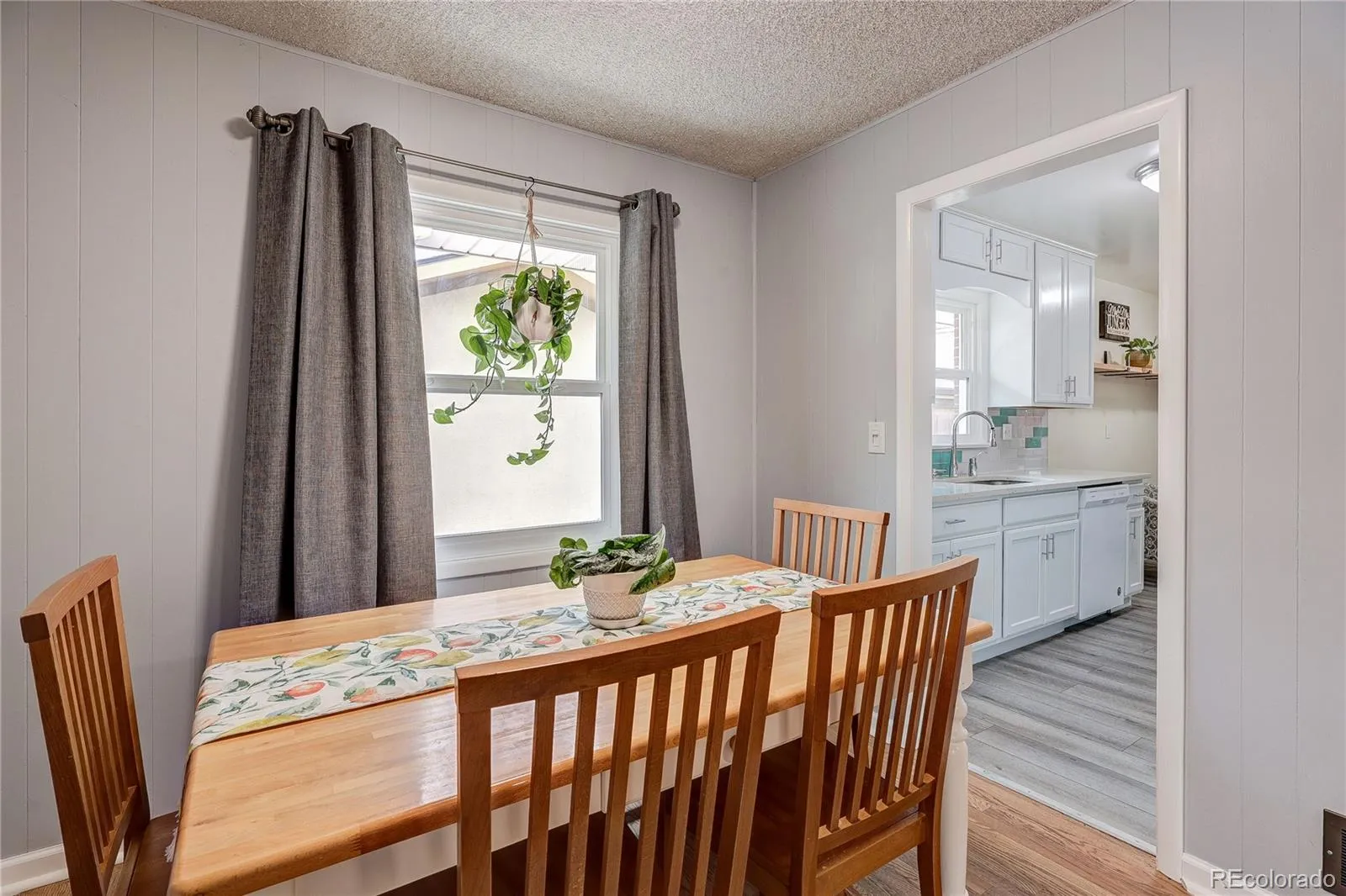 04162026220657 1600 10