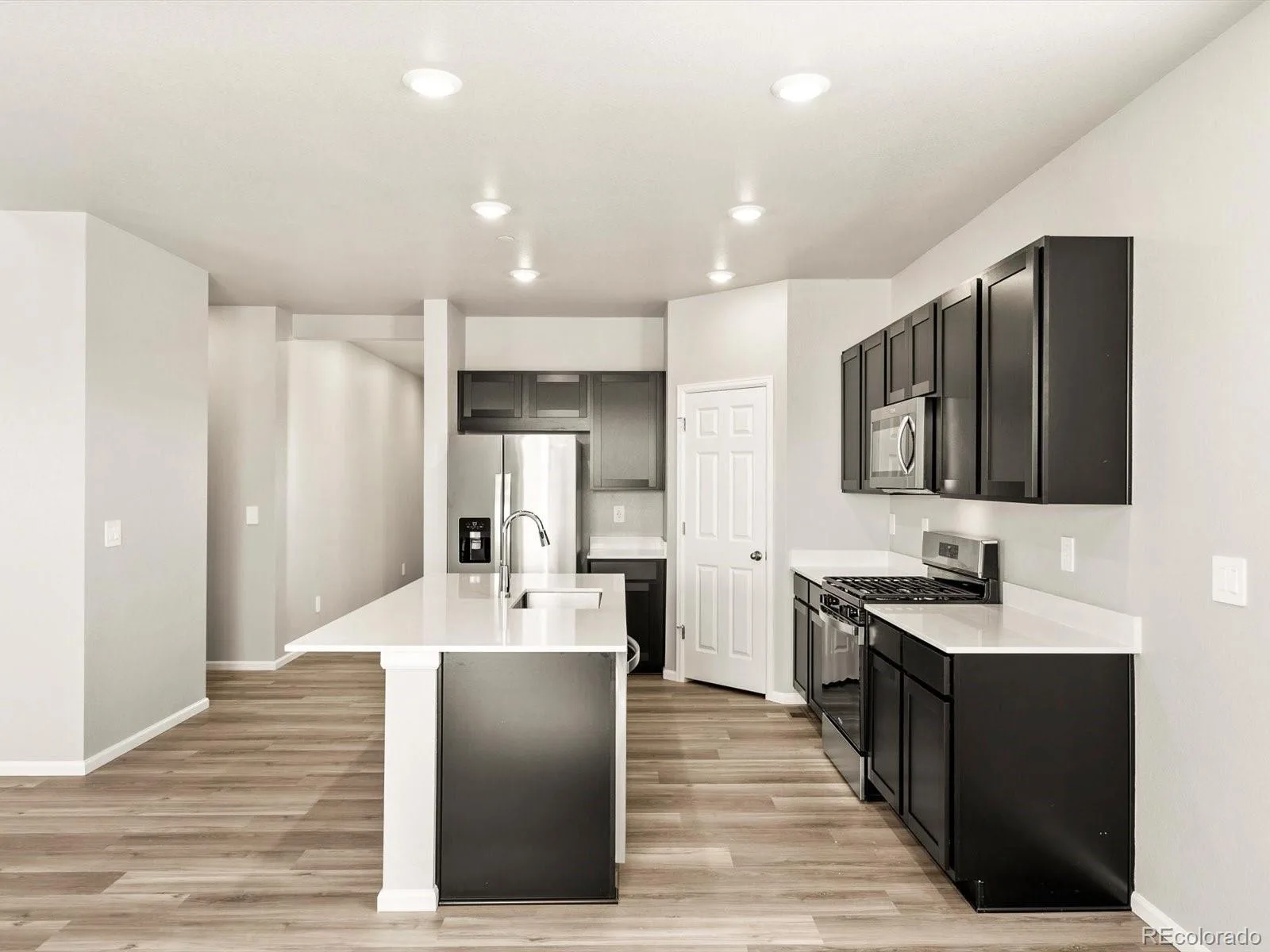 17657 E 89th Way Commerce City CO 80022 | MLS #REC9191712 08192026174908 1600 5