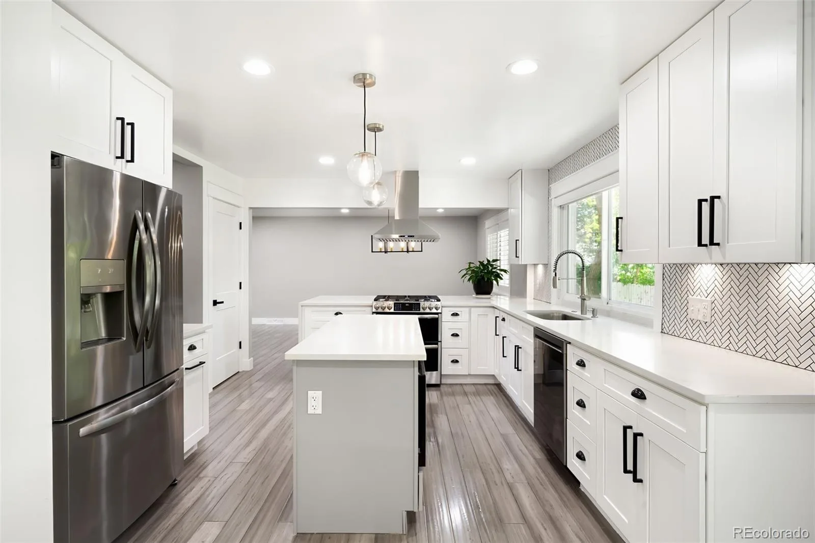 4015 S Olive Street Denver CO 80237 | MLS #REC9191927 09222026140908 1600 16