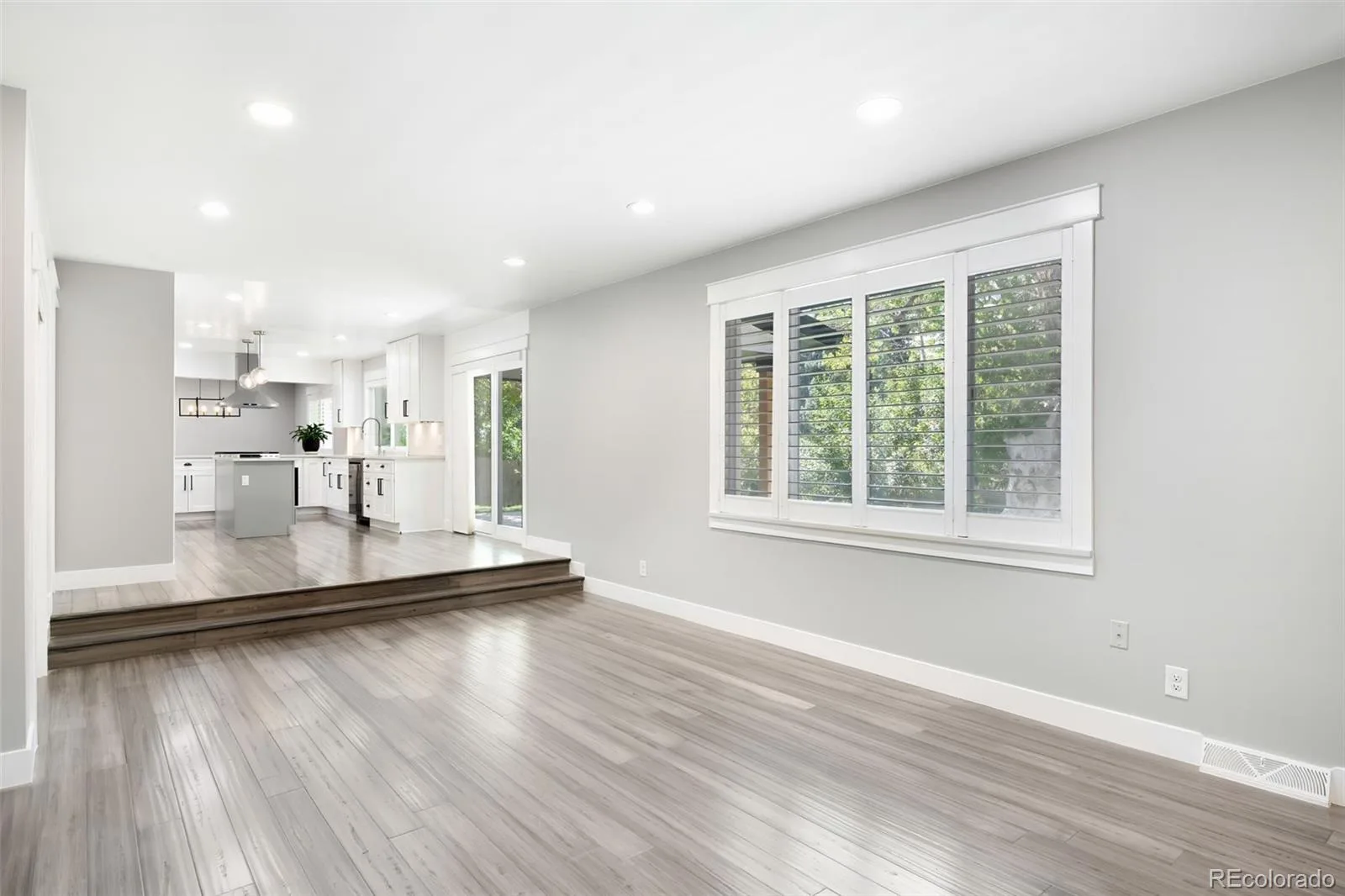 4015 S Olive Street Denver CO 80237 | MLS #REC9191927 09222026140908 1600 19