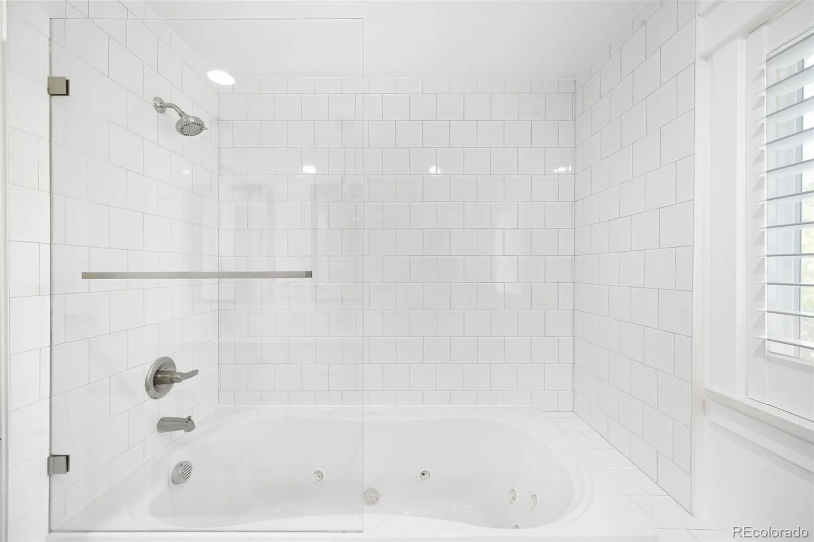 4015 S Olive Street Denver CO 80237 | MLS #REC9191927 09222026140908 1600 22