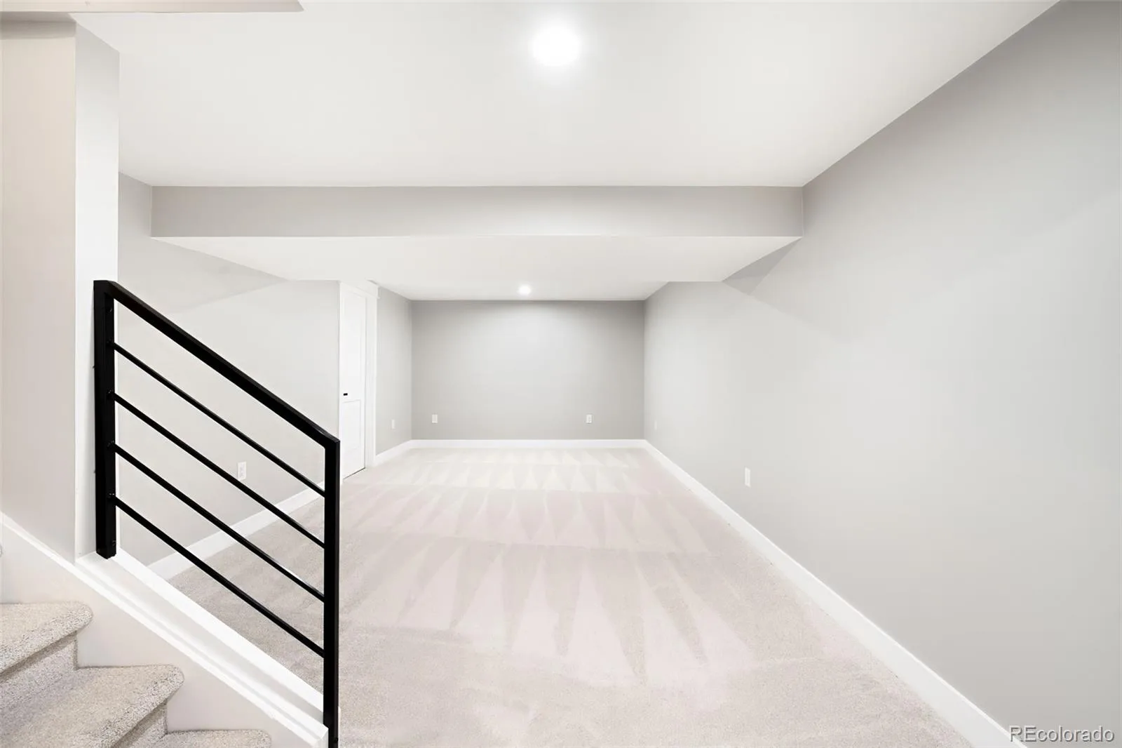 4015 S Olive Street Denver CO 80237 | MLS #REC9191927 09222026140908 1600 36