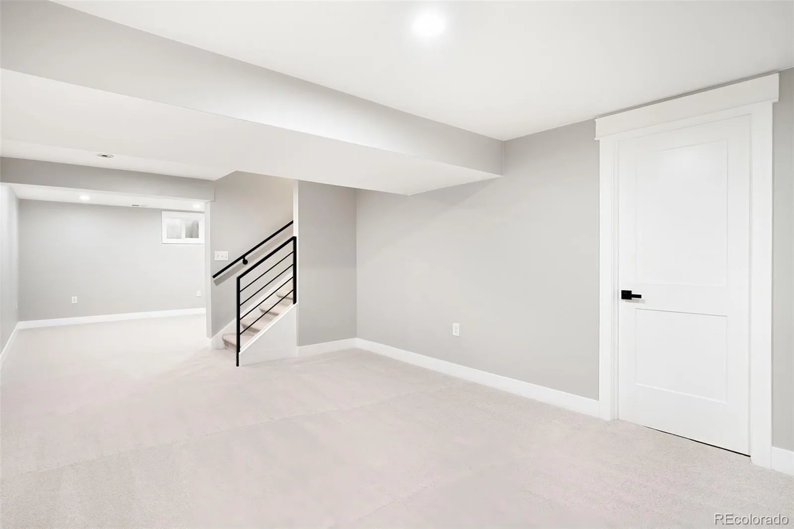 4015 S Olive Street Denver CO 80237 | MLS #REC9191927 09222026140908 1600 37