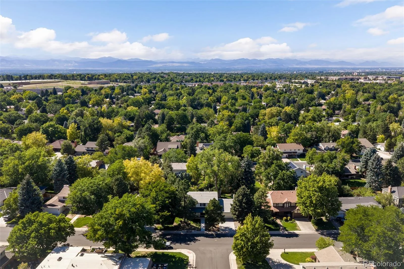 4015 S Olive Street Denver CO 80237 | MLS #REC9191927 09222026140908 1600 47