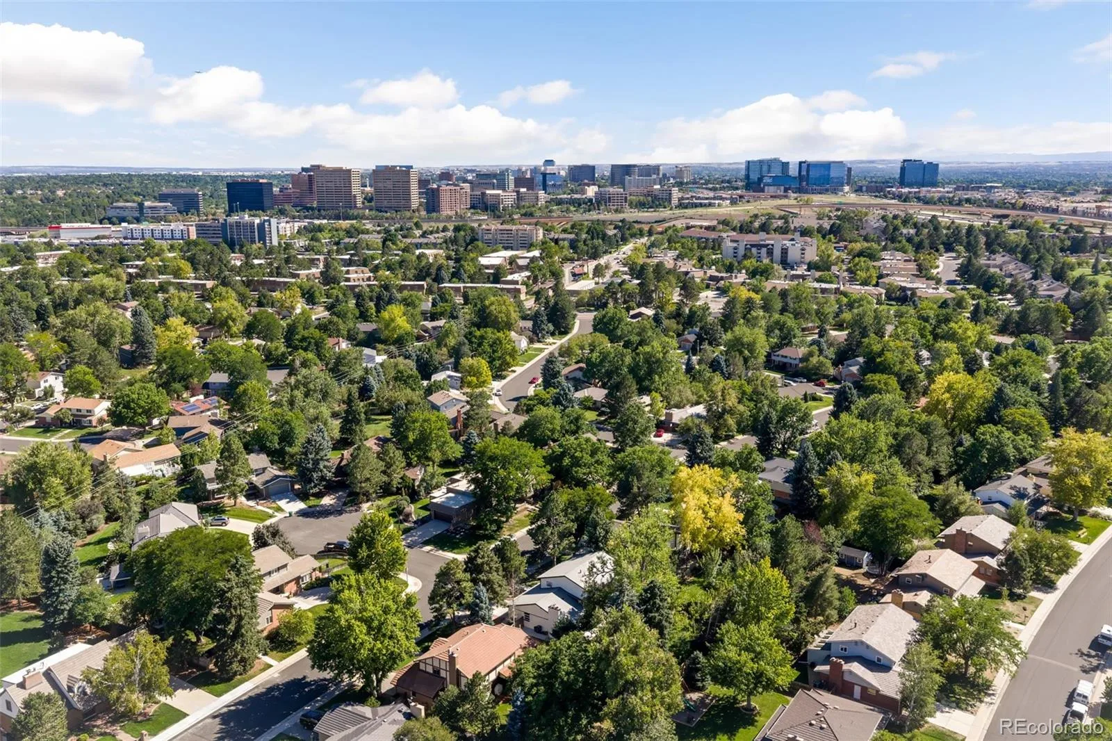 4015 S Olive Street Denver CO 80237 | MLS #REC9191927 09222026140908 1600 49