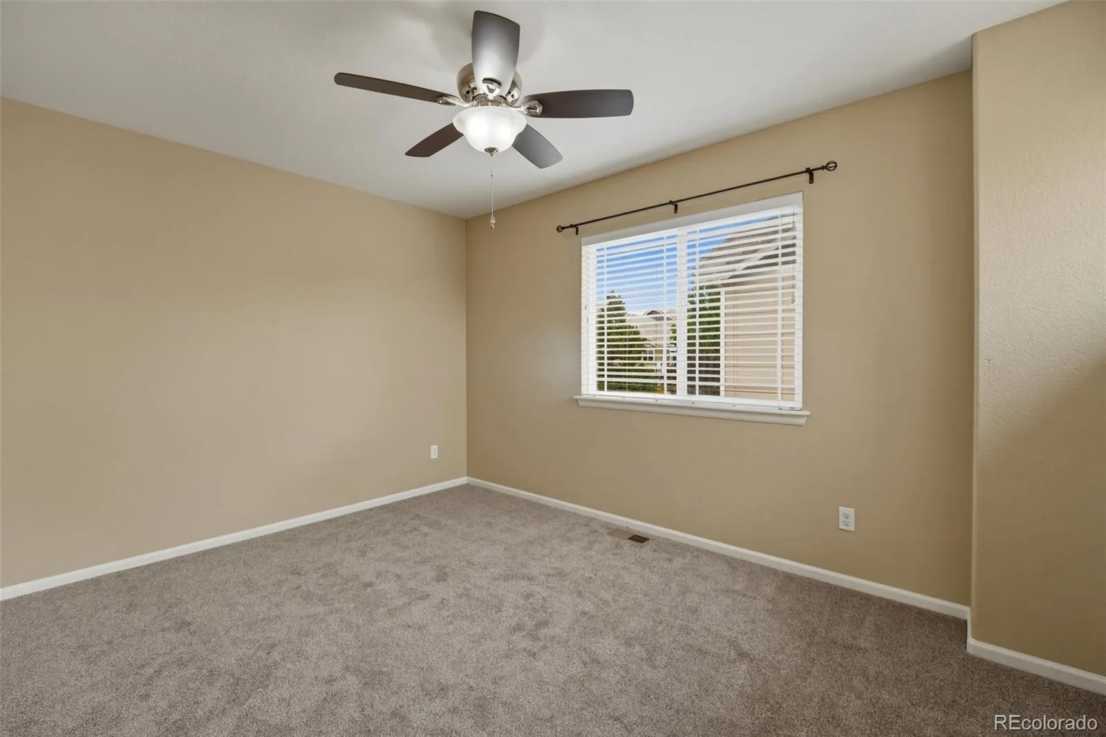 23469 E Ottawa Place Aurora CO 80016 MLS #REC9193696 06022026064408 1600 20