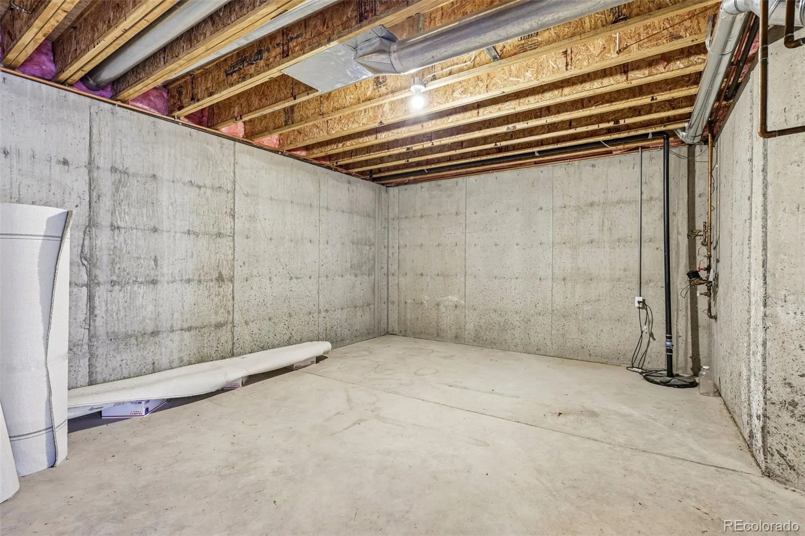 1011 S Valentia Street #95 Denver CO 80247 | MLS #REC9193728 08132026165329 1600 30