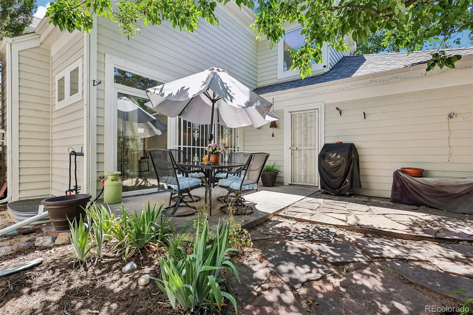 1011 S Valentia Street #95 Denver CO 80247 | MLS #REC9193728 08132026165329 1600 33