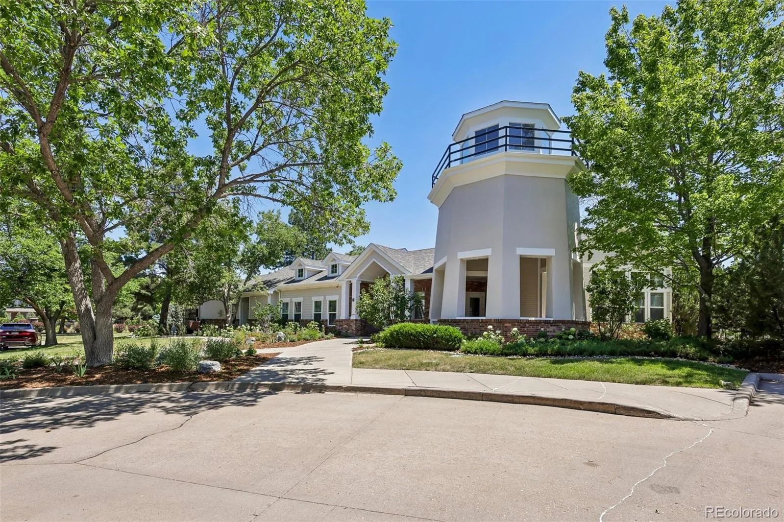 1011 S Valentia Street #95 Denver CO 80247 | MLS #REC9193728 08132026165329 1600 36