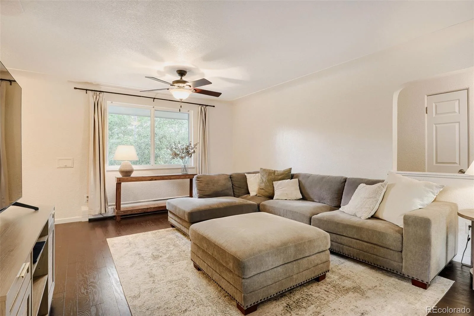 2020 Newcombe Drive Lakewood CO 80215 MLS #REC9202105 06022026211002 1600 5