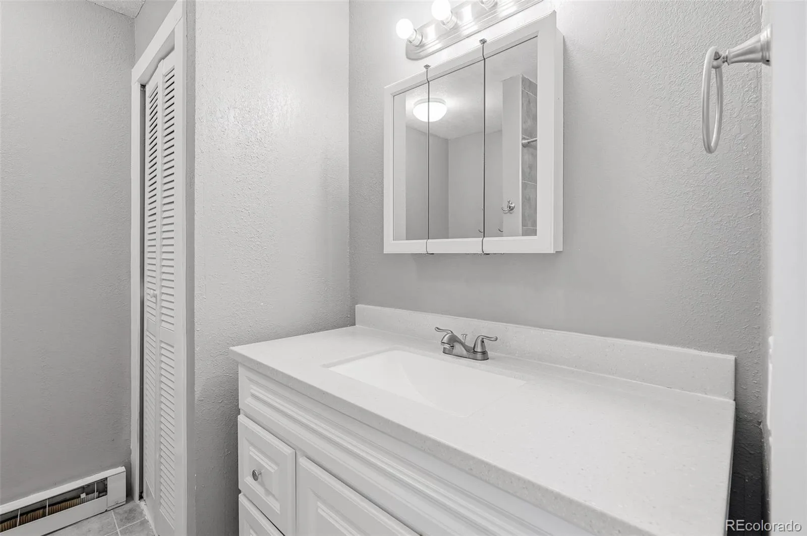 2280 S Oswego Way #201 Aurora CO 80014 | MLS #REC9203448 08272026004523 1600 16